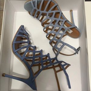 *NEVER WORN* Steve Madden Heels